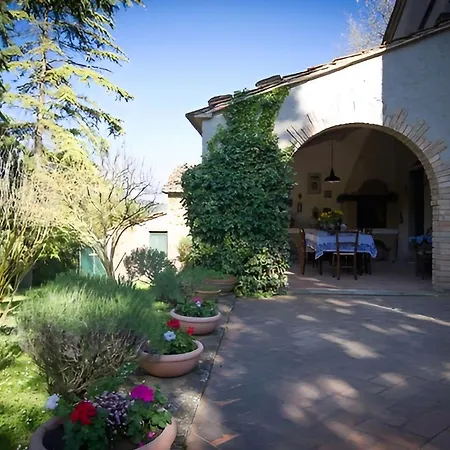 Сasa de vacaciones Casa Dinda *