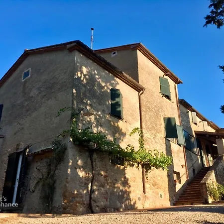 Сasa de vacaciones Casa Dinda *